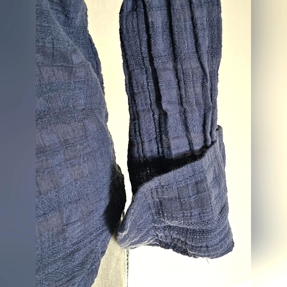 Aeropostale Blue Button-Up Top XSmall women's - Picture 11 of 14